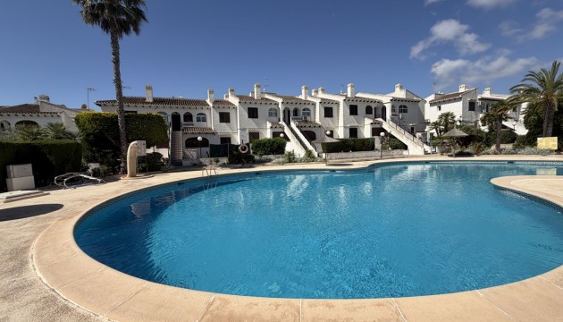 Квартира - Перепродажа - Orihuela Costa - Cabo Roig