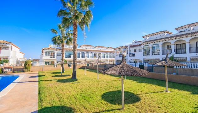 Квартира - Перепродажа - Orihuela Costa - Punta Prima