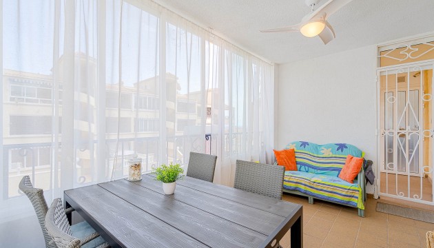Квартира - Перепродажа - Orihuela Costa - Punta Prima