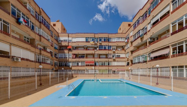 Квартира - Перепродажа - Torrevieja - Centro