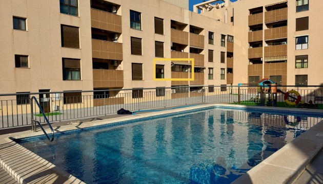 Квартира - Перепродажа - Torrevieja - Centro