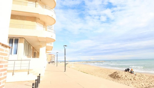 Квартира - Перепродажа - Torrevieja - Torrelamata - La Mata