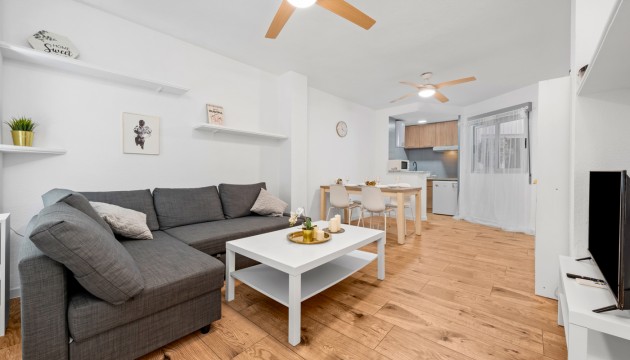 Квартира - Перепродажа - Torrevieja - Torrevieja