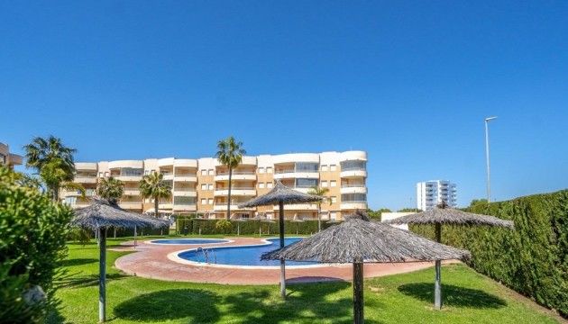 Lägenhet - Begagnad - Orihuela Costa - Campoamor