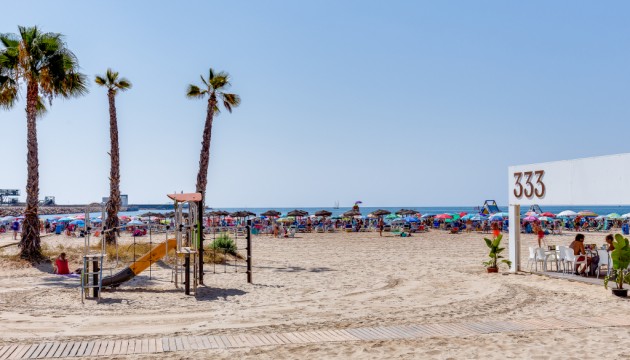 Lägenhet - Begagnad - Torrevieja - calle Valencia