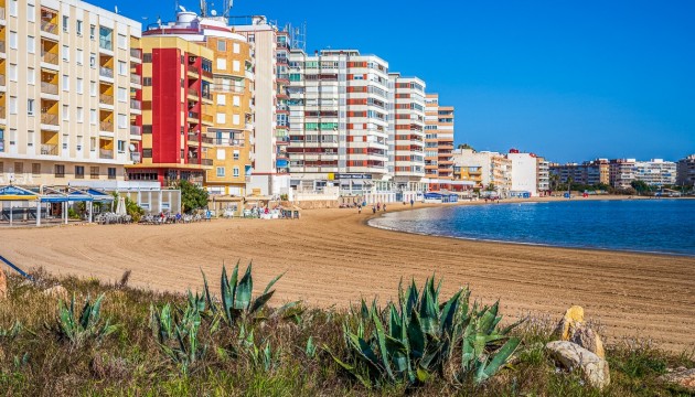 Lägenhet - Begagnad - Torrevieja - El Acequión - Los Náufragos