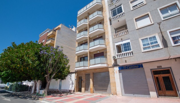 Lägenhet - Begagnad - Torrevieja - El Acequión - Los Náufragos