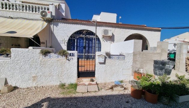 Lägenhet - Begagnad - Torrevieja - La Siesta