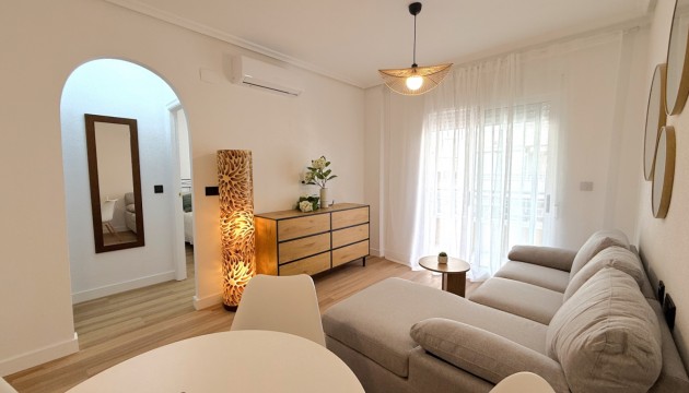 Lägenhet - Begagnad - Torrevieja - Torrevieja