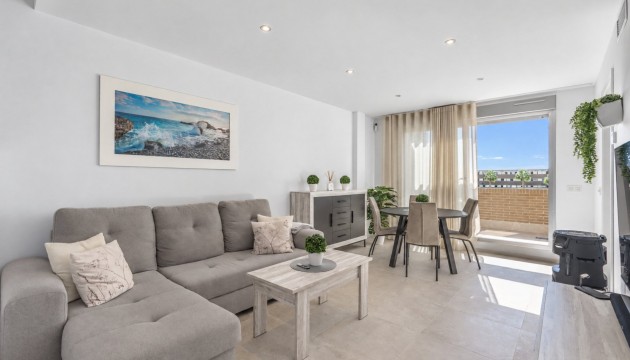 Leilighet - Videresalg - Torrevieja - Avenida de Corcega, 8