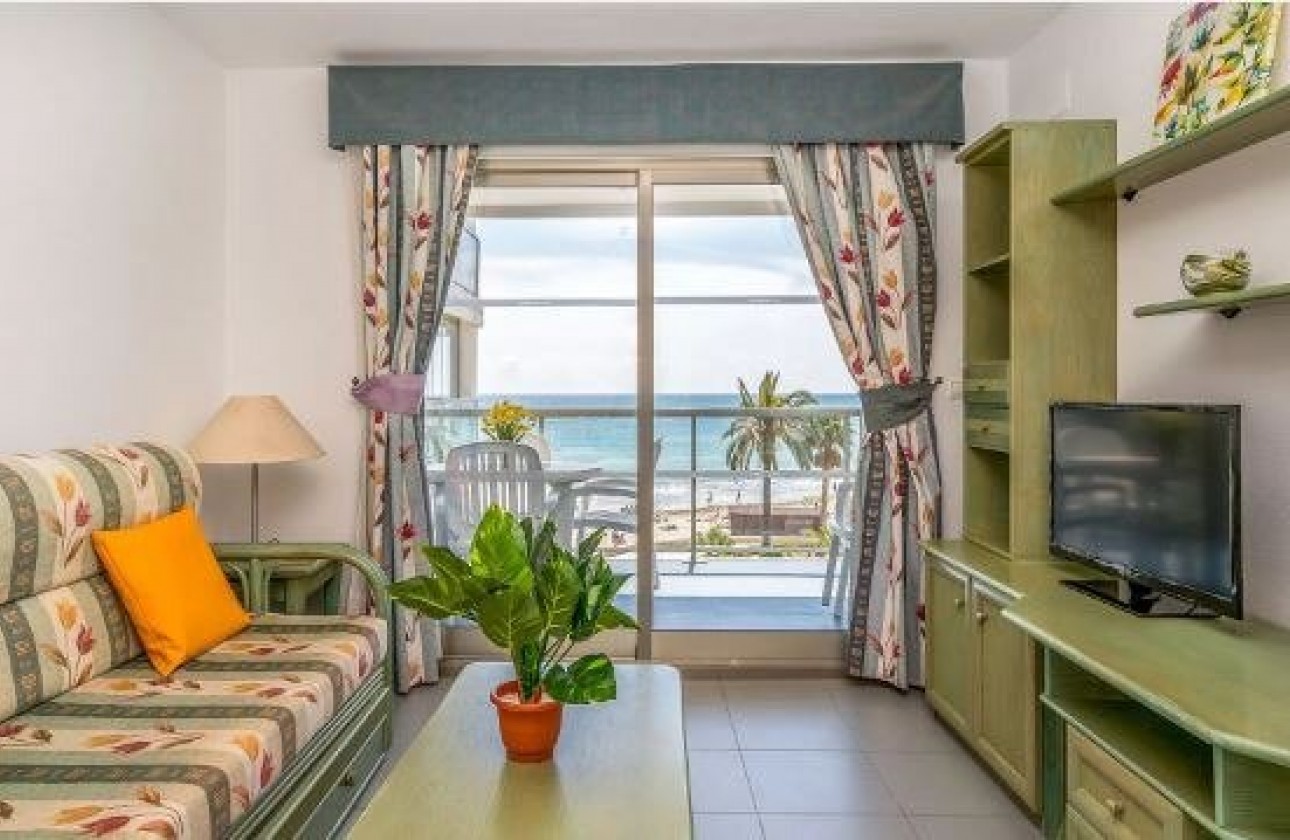 Neue Gebäude - Apartment - Calpe - Playa La Fossa