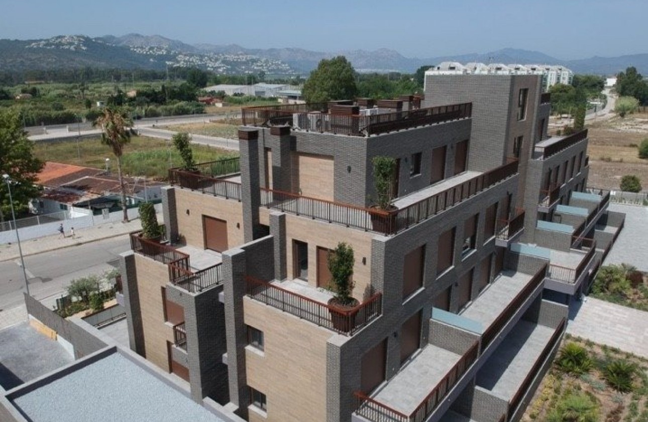 Neue Gebäude - Apartment - Denia - Playa Deveses