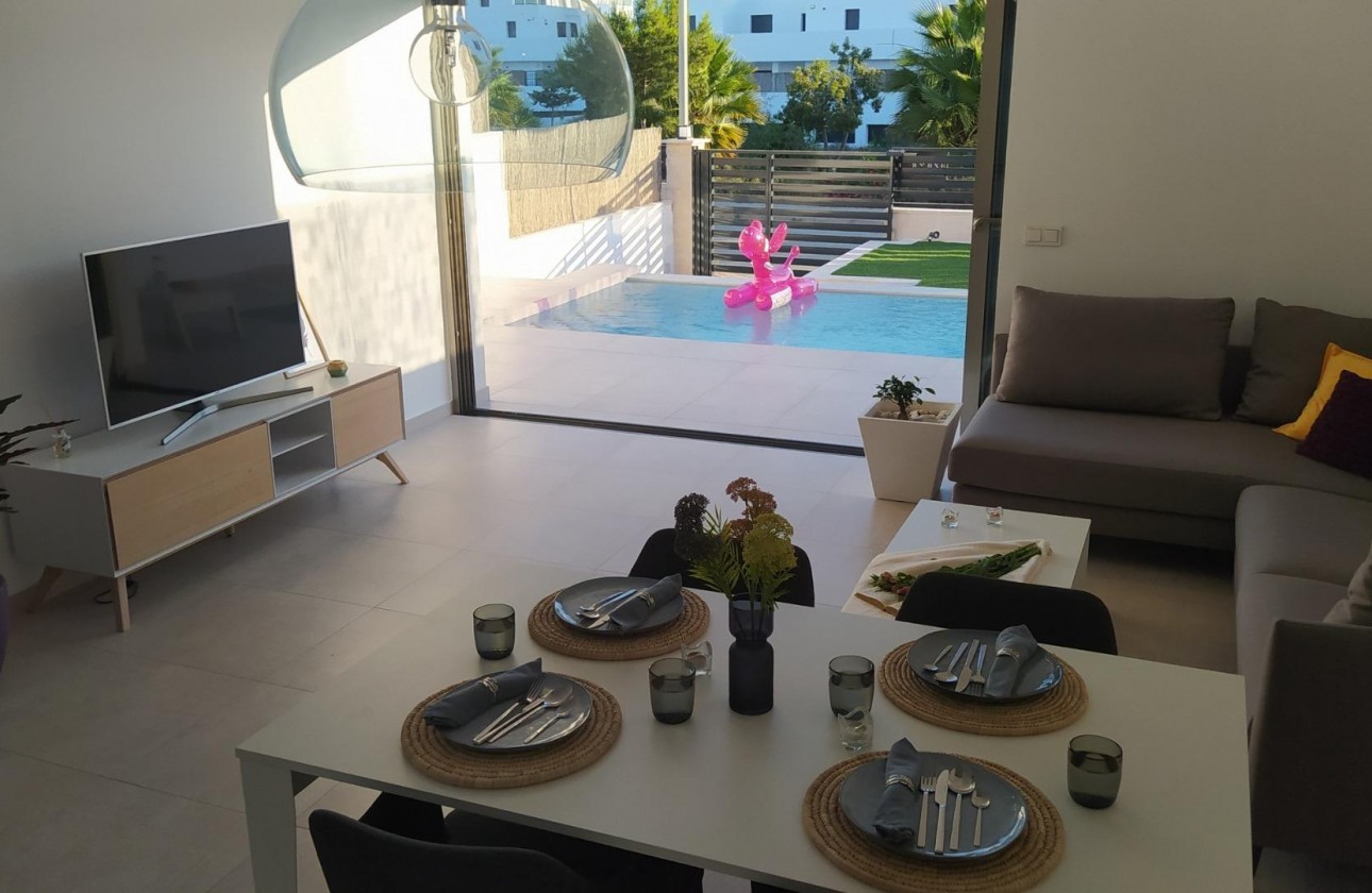Nybyggnation - Fristående Villa - Orihuela Costa - Villamartín
