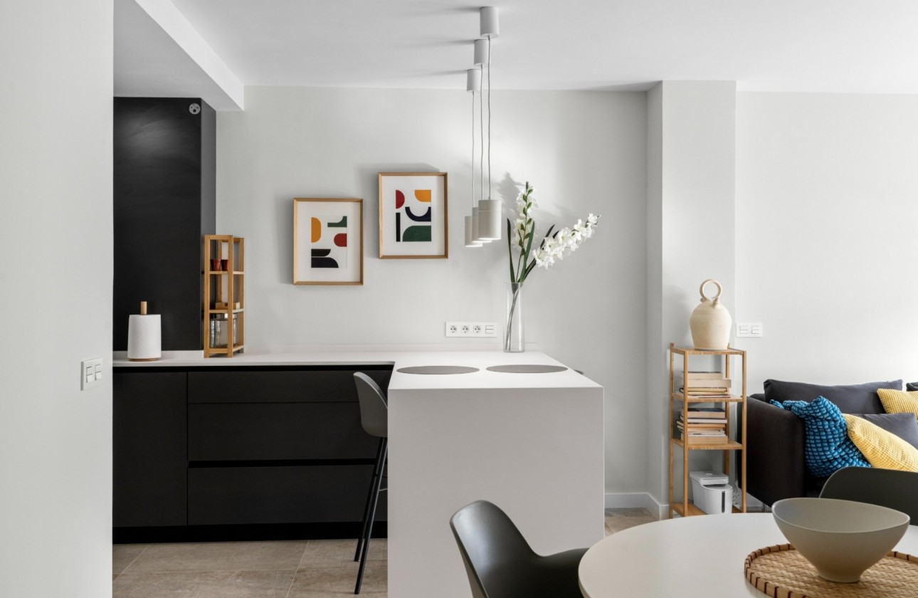 Odsprzedaż - Apartment - Alicante