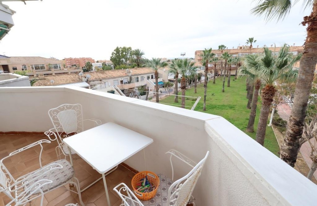 Odsprzedaż - Apartment - Orihuela Costa - Cabo Roig