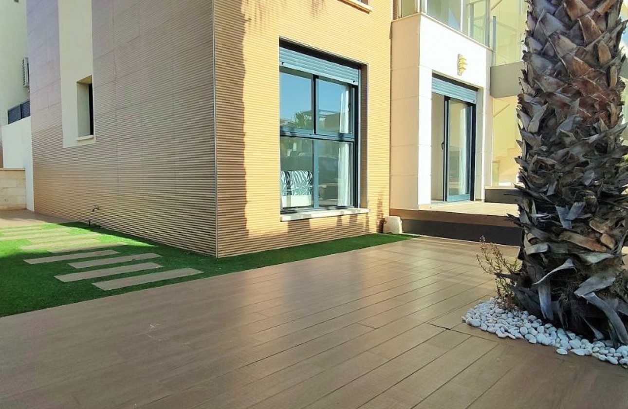 Odsprzedaż - Apartment - Orihuela Costa - La Zenia