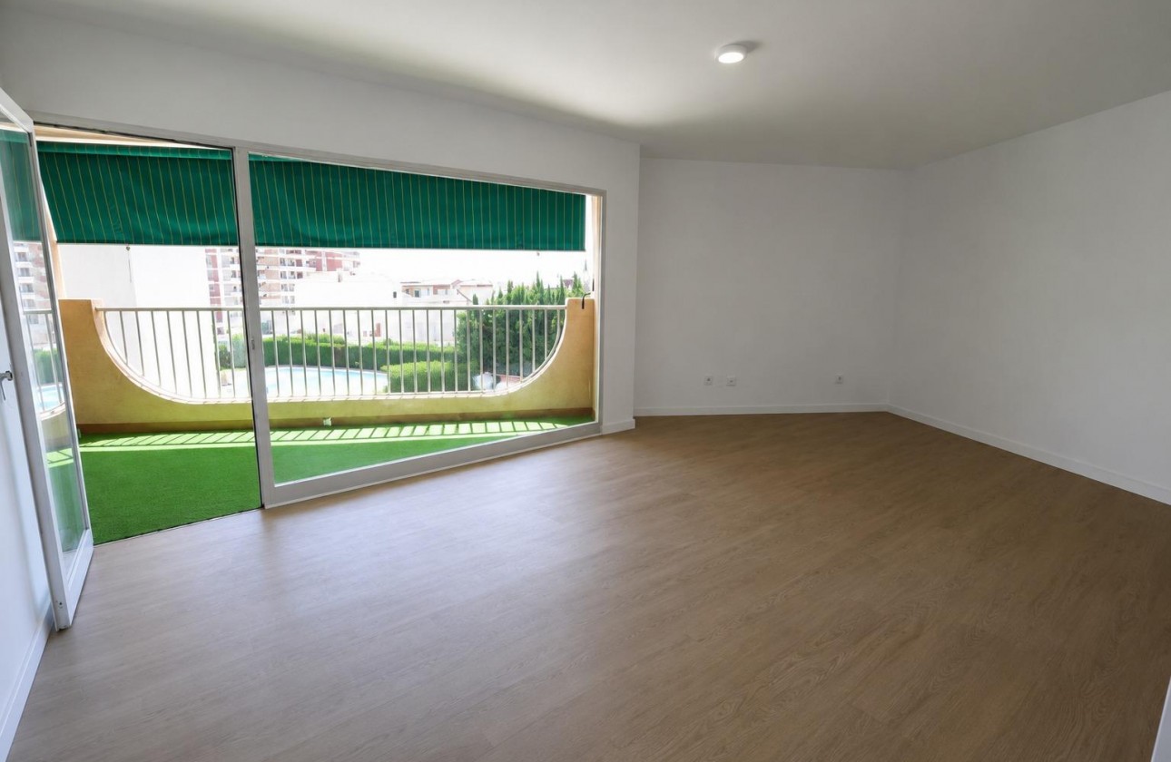 Odsprzedaż - Apartment - Orihuela Costa - La Zenia