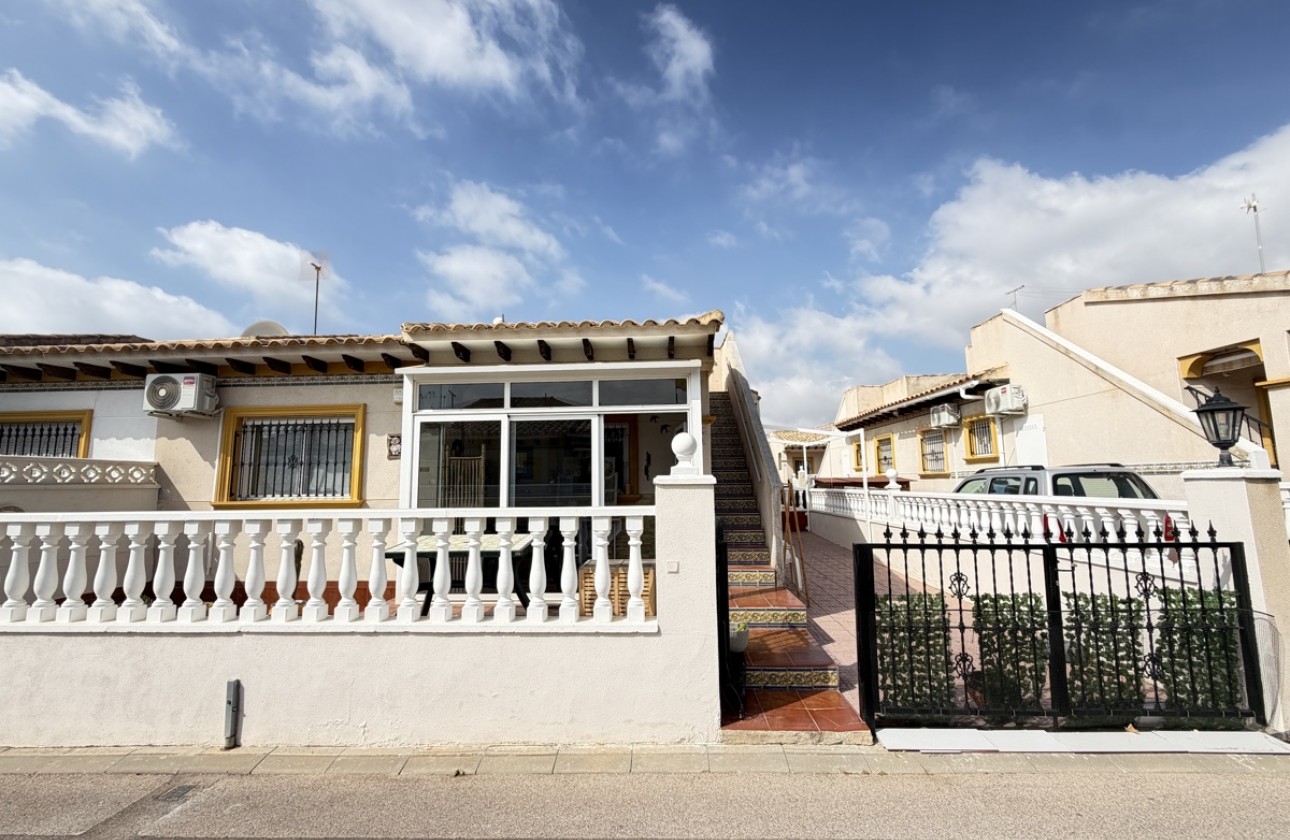 Odsprzedaż - Apartment - Orihuela Costa - La Zenia