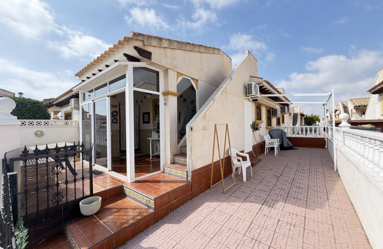 Odsprzedaż - Apartment - Orihuela Costa - La Zenia