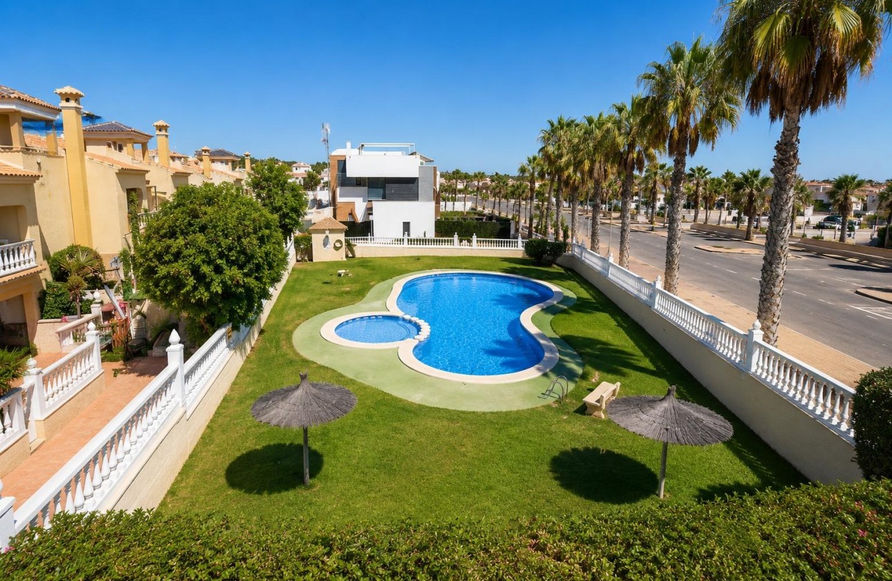 Odsprzedaż - Apartment - Orihuela Costa - Lomas de Cabo Roig