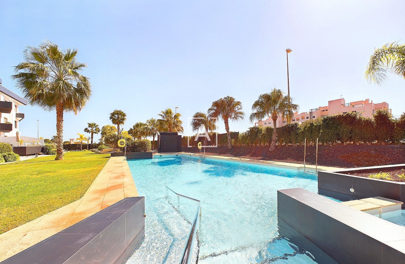 Odsprzedaż - Apartment - Orihuela Costa - Los Dolses