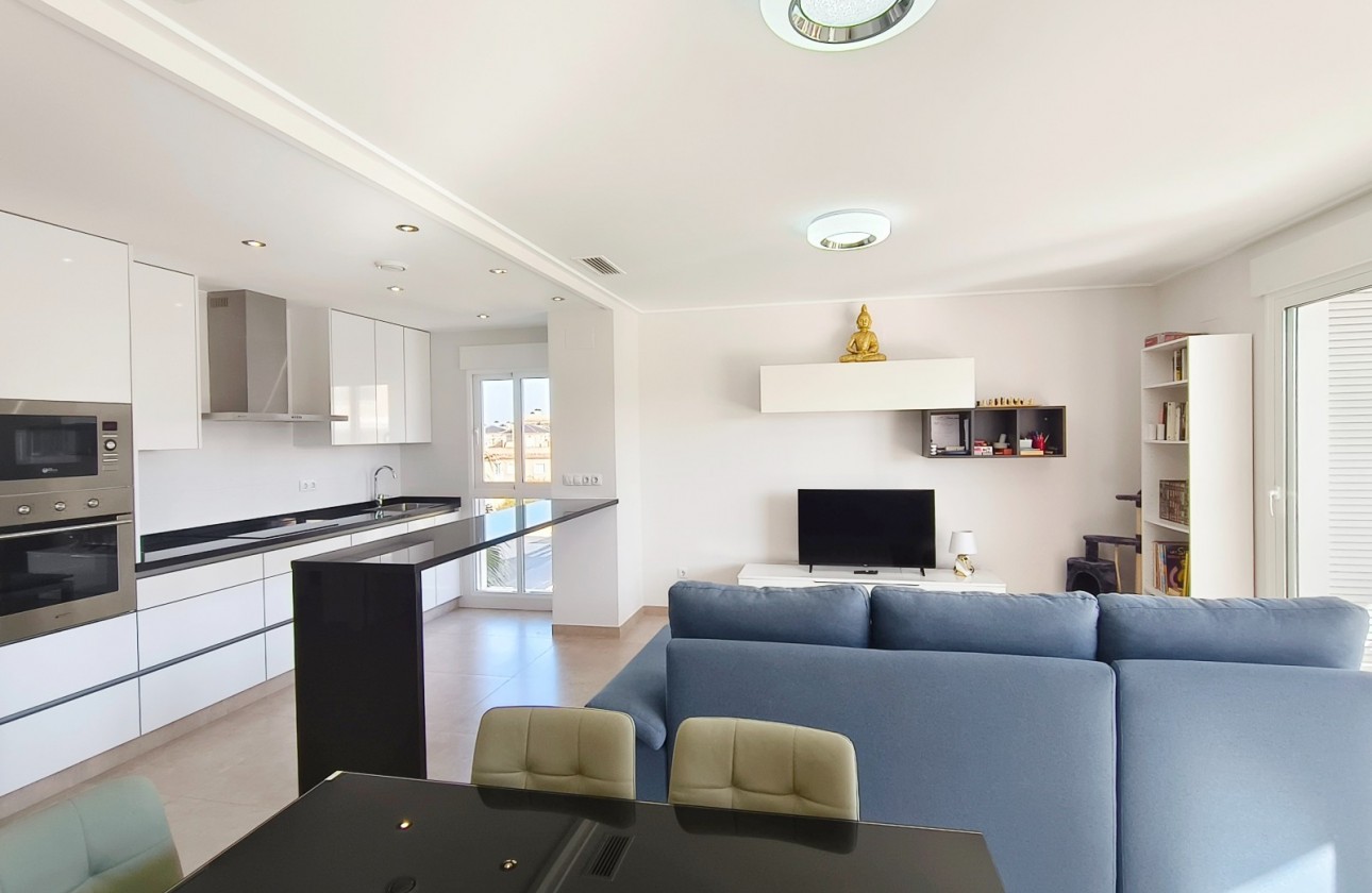 Odsprzedaż - Apartment - Orihuela Costa - Los Dolses