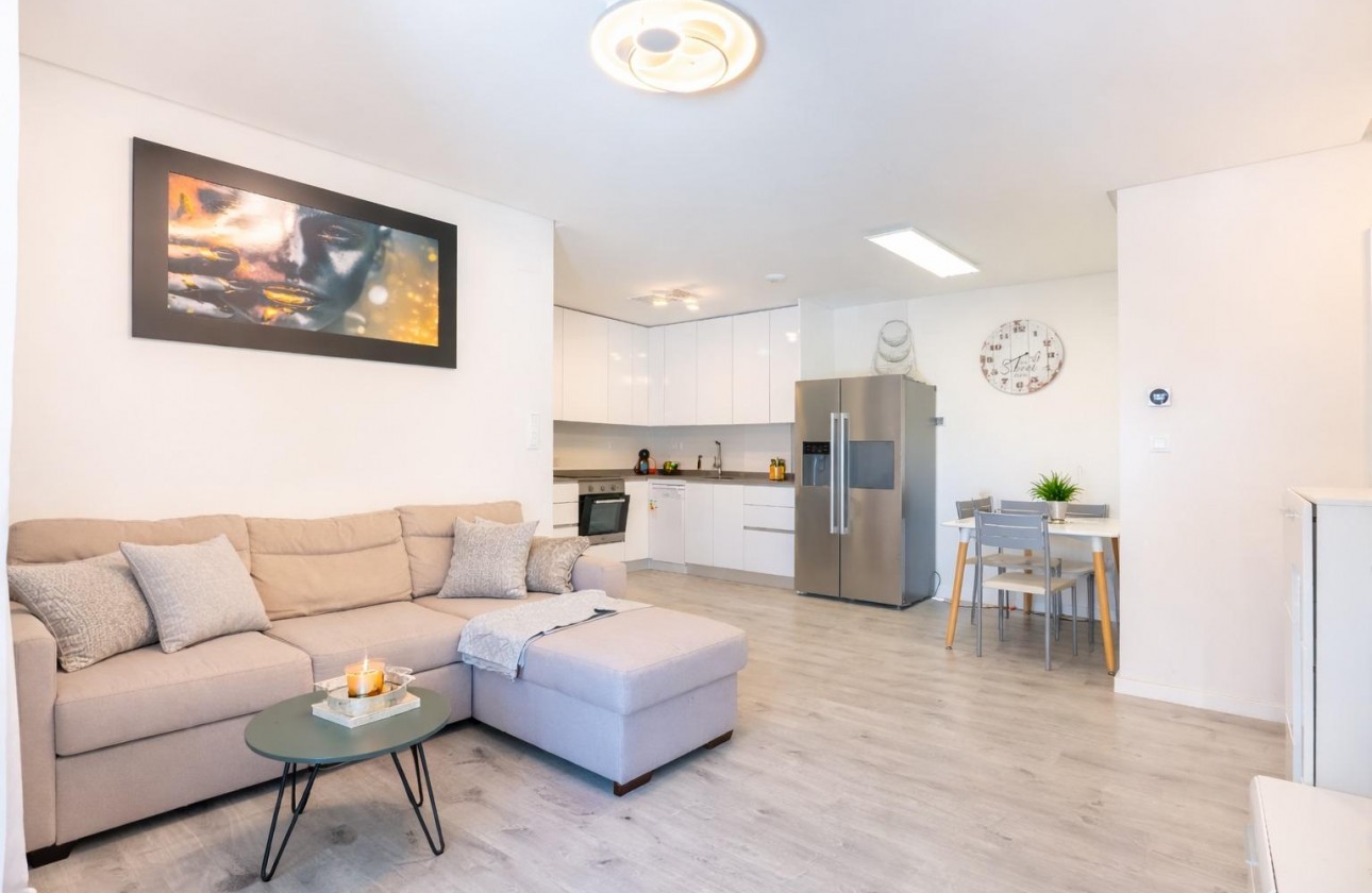 Odsprzedaż - Apartment - Orihuela Costa - Los Dolses