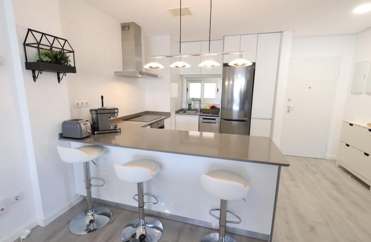 Odsprzedaż - Apartment - Orihuela Costa - Los Dolses