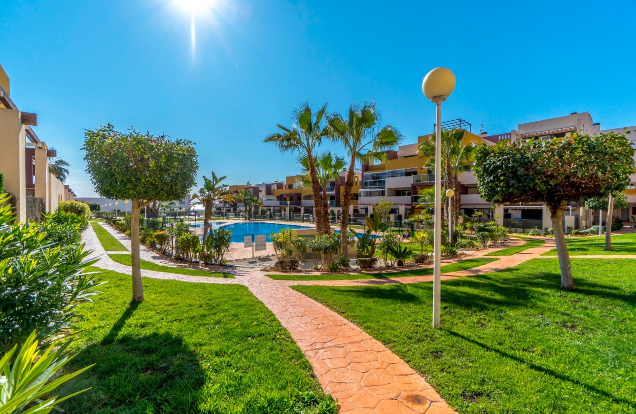 Odsprzedaż - Apartment - Orihuela Costa - Playa Flamenca