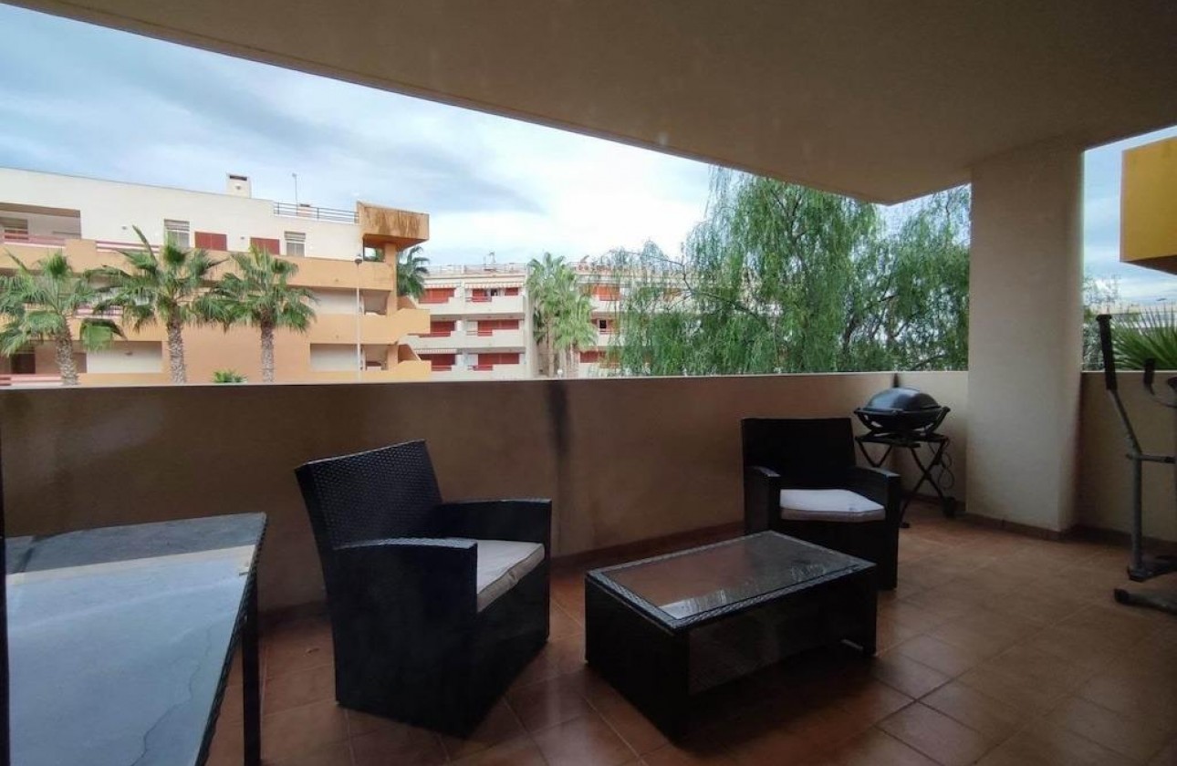 Odsprzedaż - Apartment - Orihuela Costa - Punta Prima