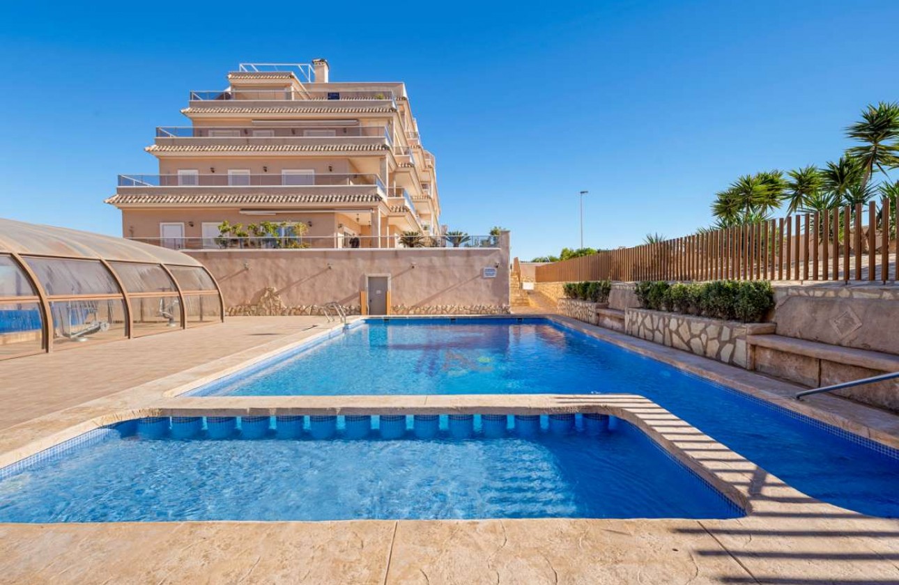 Odsprzedaż - Apartment - Orihuela Costa - Villamartín