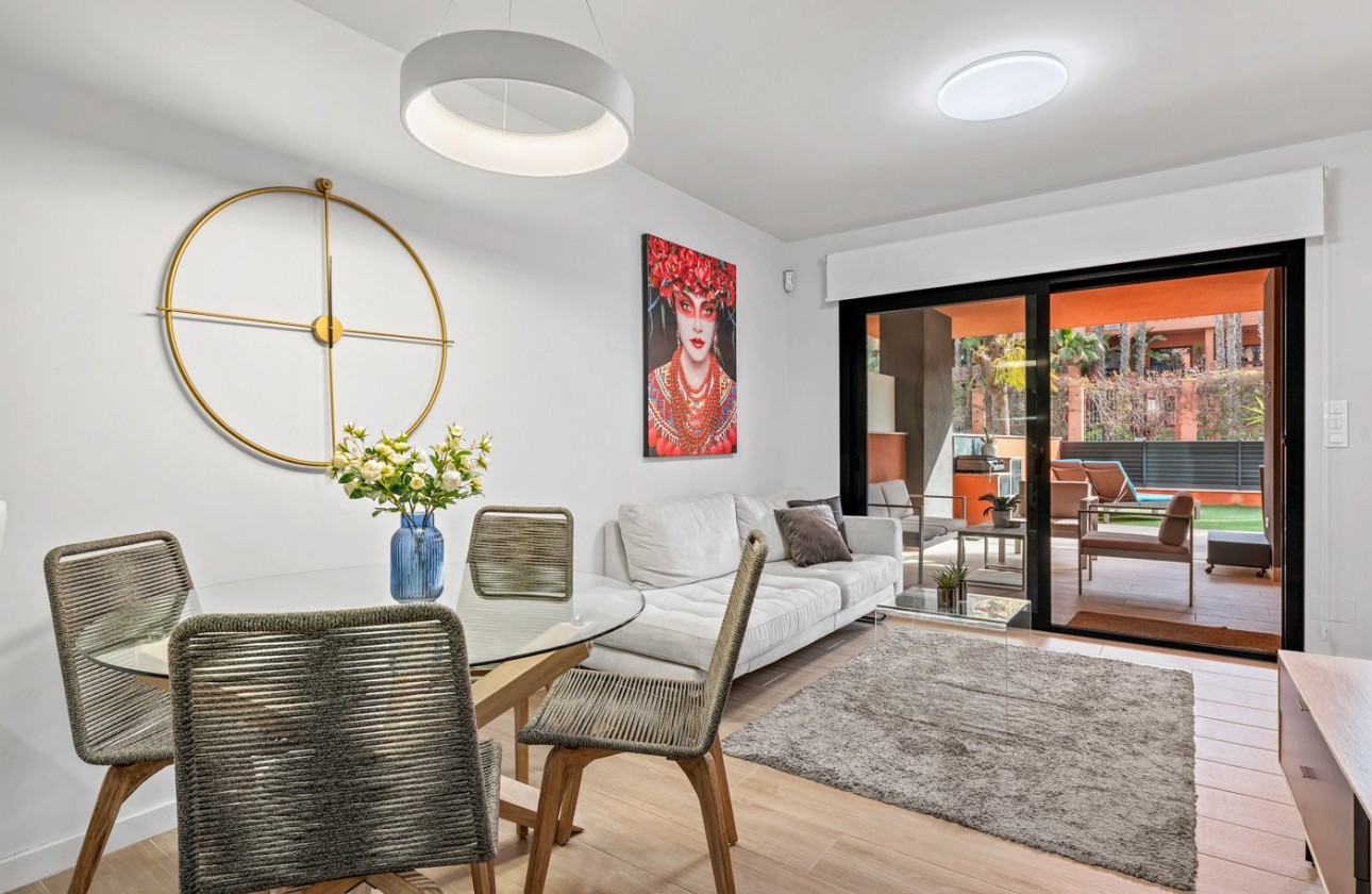 Odsprzedaż - Apartment - Orihuela Costa - Villamartín