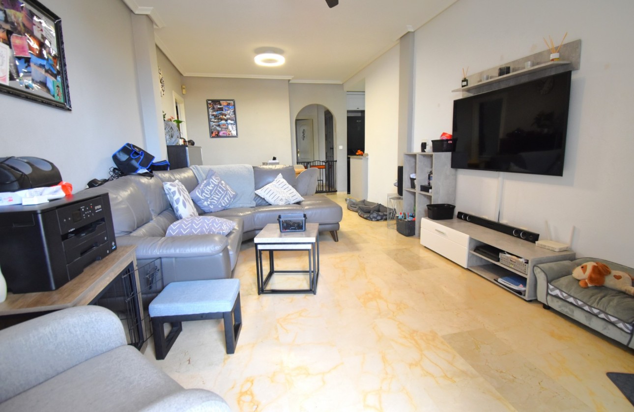 Odsprzedaż - Apartment - Orihuela Costa - Villamartín