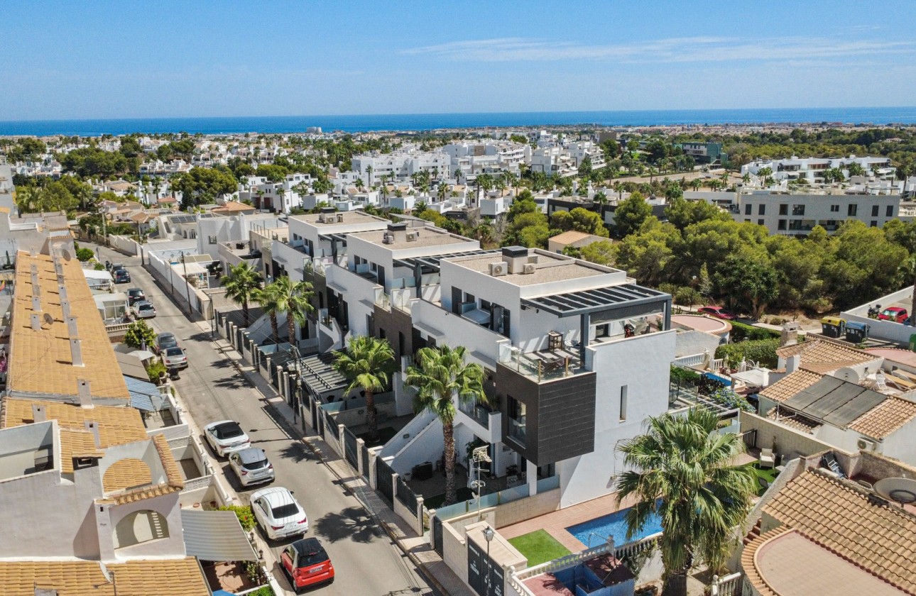 Odsprzedaż - Apartment - Orihuela Costa - Villamartín