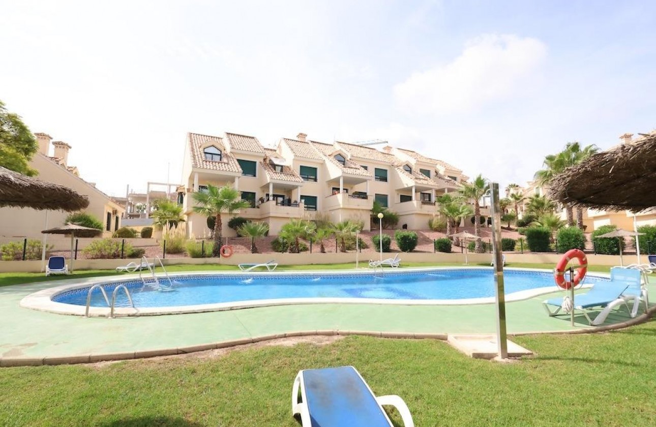 Odsprzedaż - Apartment - Orihuela Costa - Villamartín