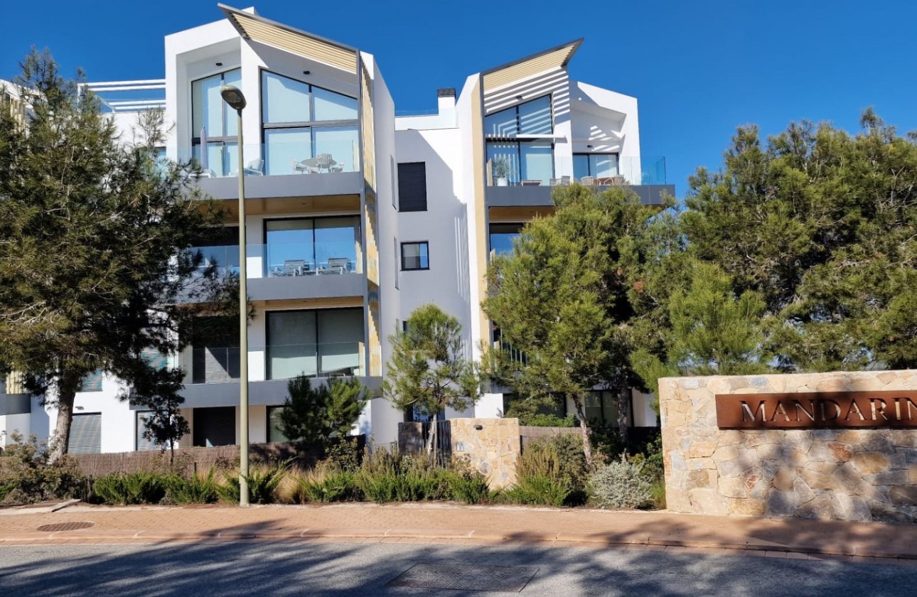 Odsprzedaż - Apartment - Orihuela - Las Colinas Golf