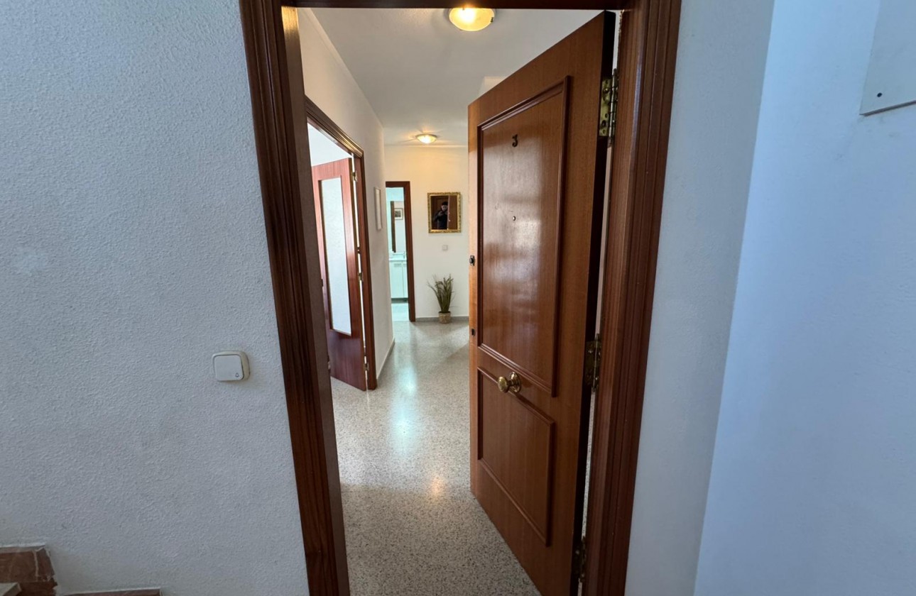 Odsprzedaż - Apartment - San Miguel de Salinas