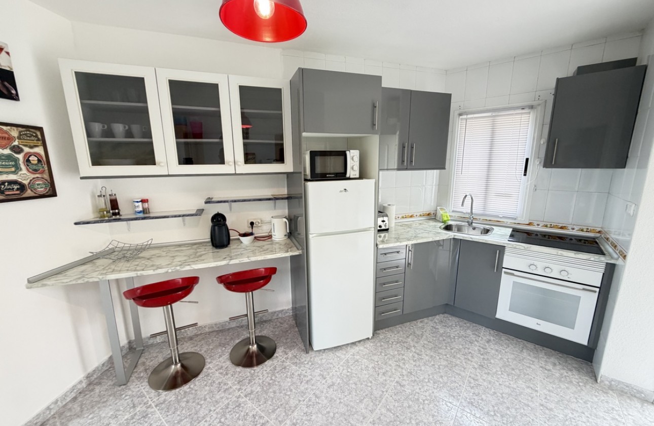 Odsprzedaż - Apartment - San Miguel de Salinas
