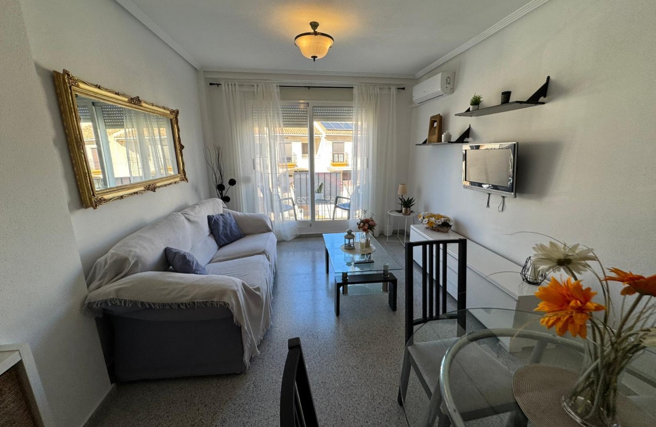 Odsprzedaż - Apartment - San Miguel de Salinas