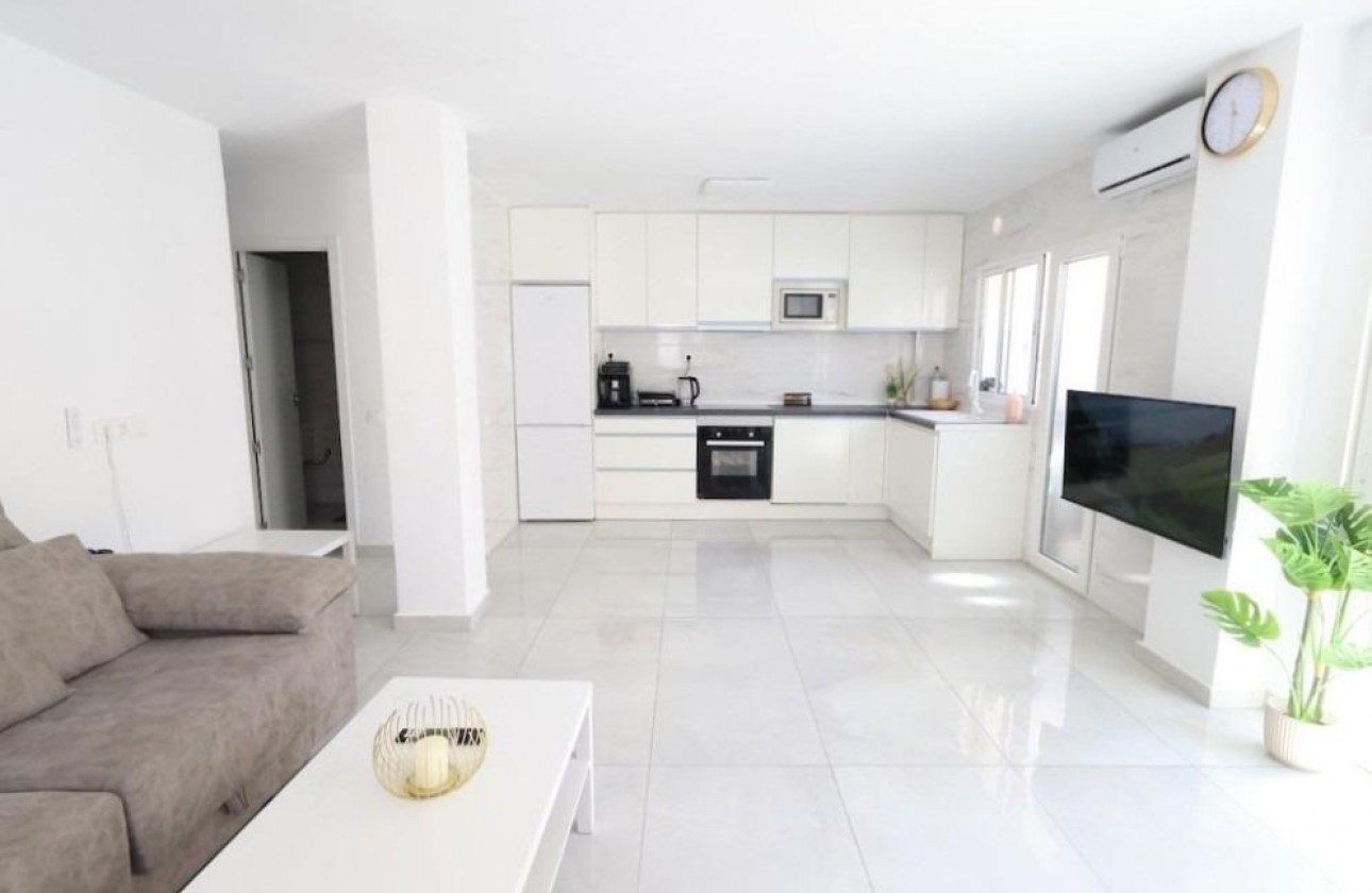 Odsprzedaż - Apartment - Torrevieja - El Acequión - Los Náufragos