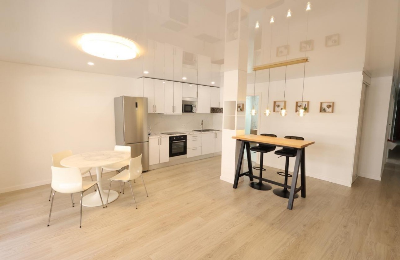 Odsprzedaż - Apartment - Torrevieja - El Acequión - Los Náufragos