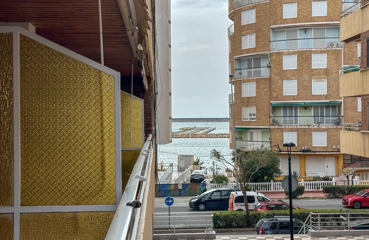 Odsprzedaż - Apartment - Torrevieja - El Acequión - Los Náufragos