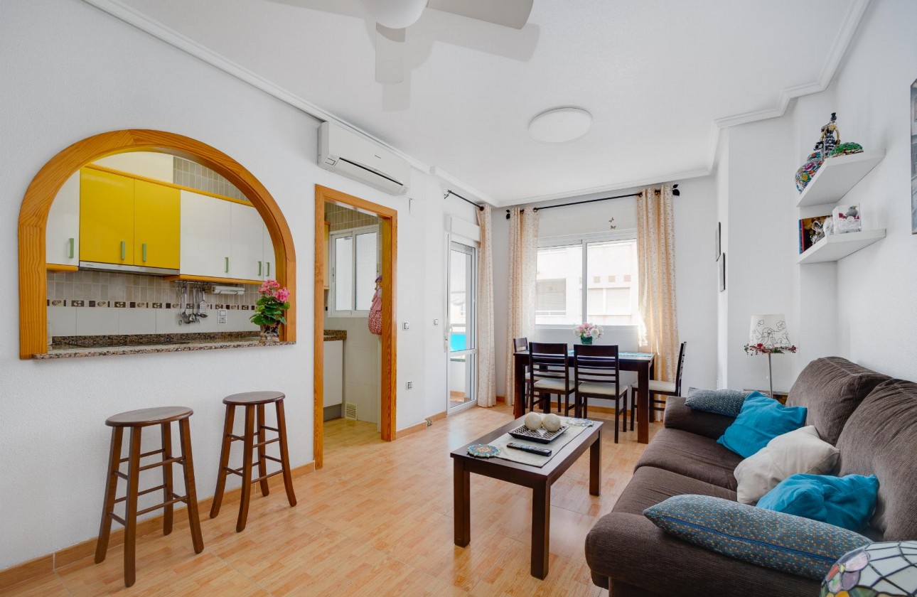 Odsprzedaż - Apartment - Torrevieja - El Acequión - Los Náufragos