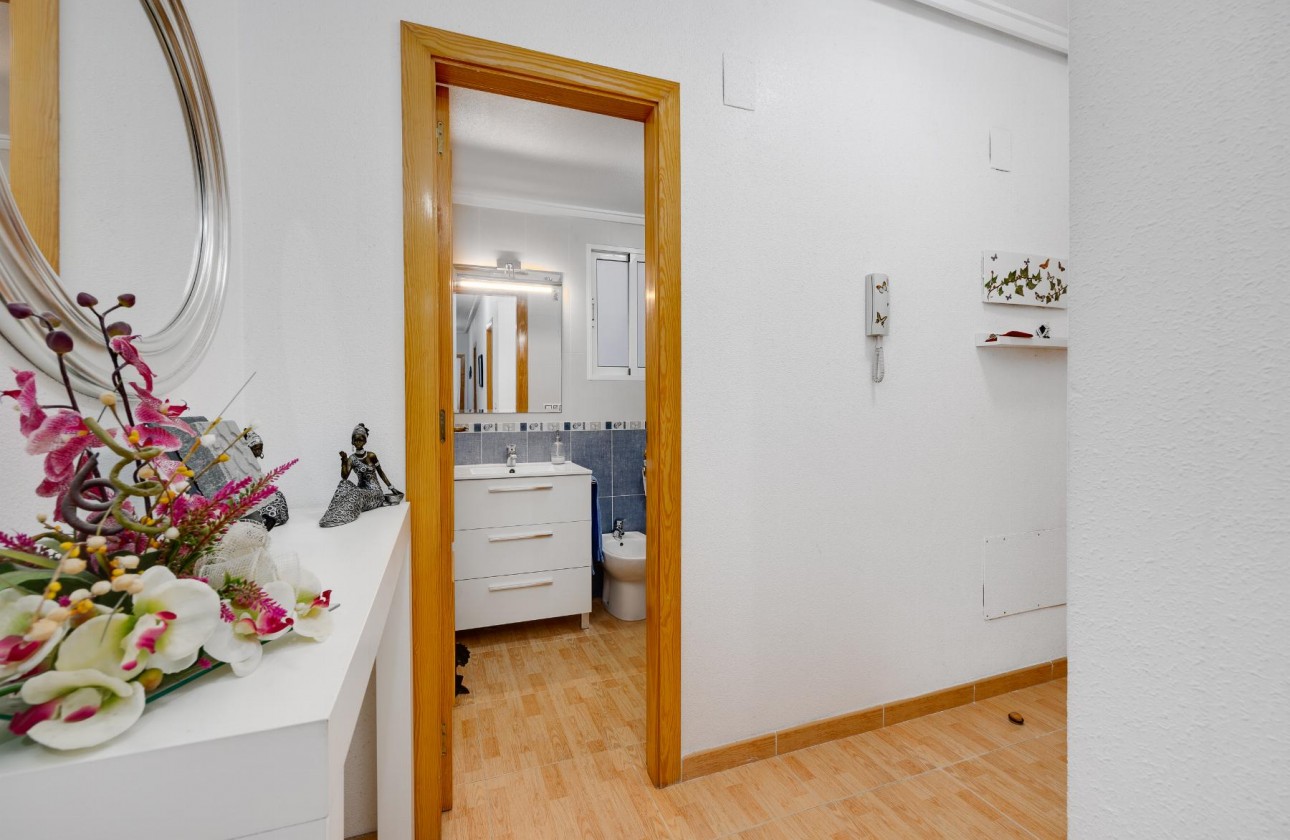 Odsprzedaż - Apartment - Torrevieja - El Acequión - Los Náufragos