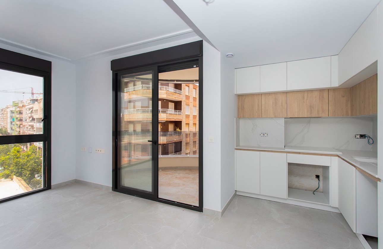 Odsprzedaż - Apartment - Torrevieja - Playa del Cura