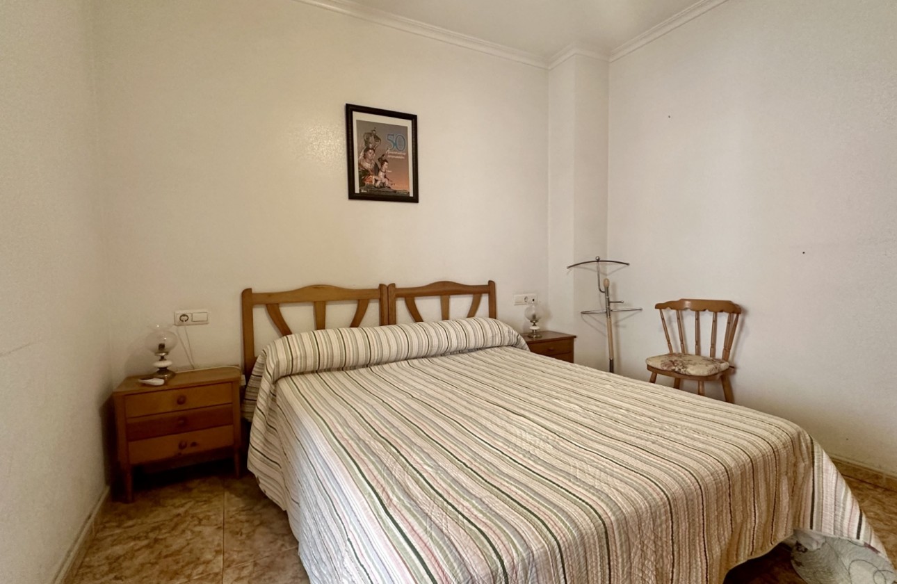 Odsprzedaż - Apartment - Torrevieja - Playa del Cura