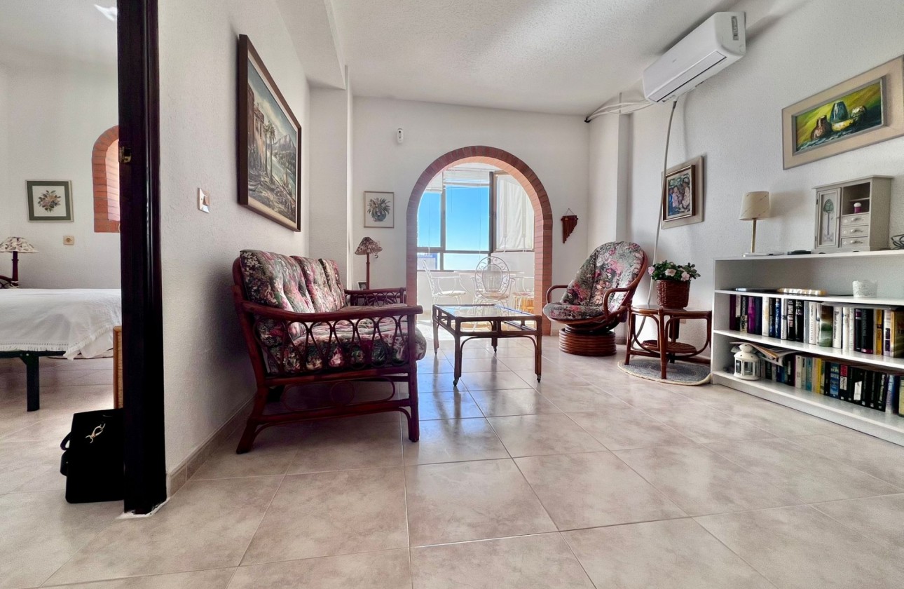 Odsprzedaż - Apartment - Torrevieja - Torrelamata - La Mata
