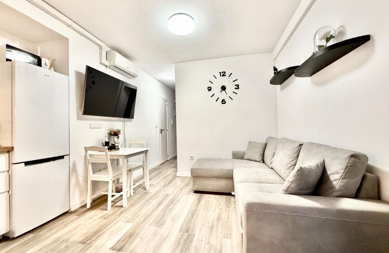 Odsprzedaż - Apartment - Torrevieja - Torrelamata - La Mata