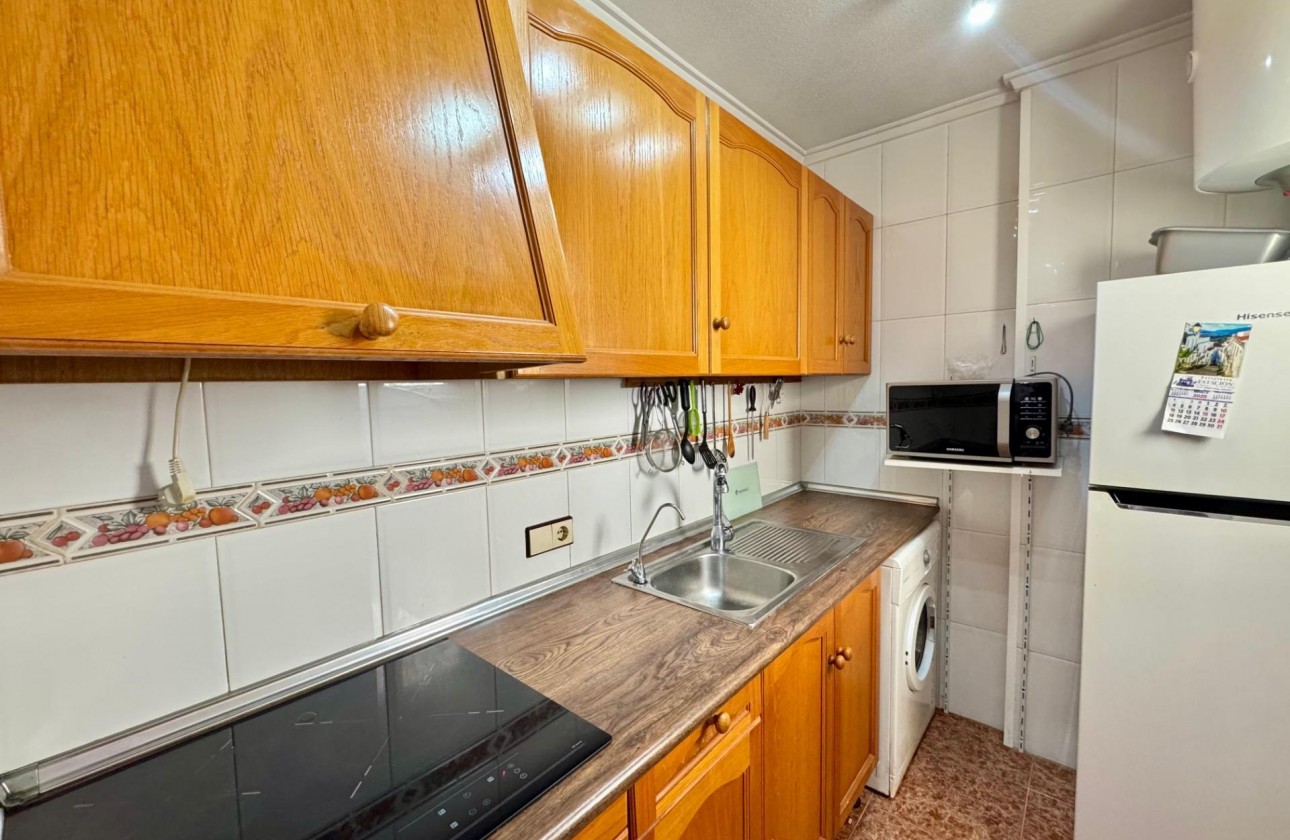 Odsprzedaż - Apartment - Torrevieja