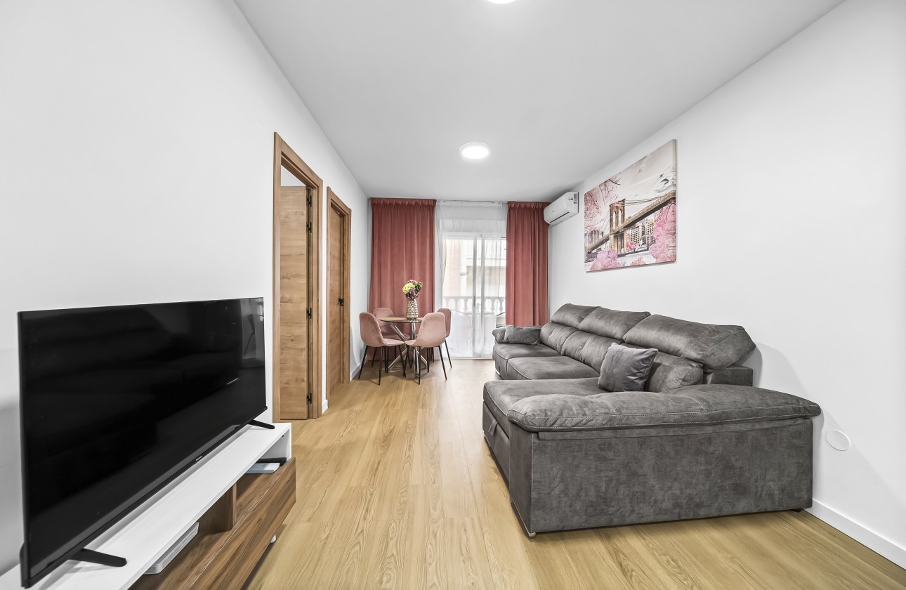 Odsprzedaż - Apartment - Torrevieja
